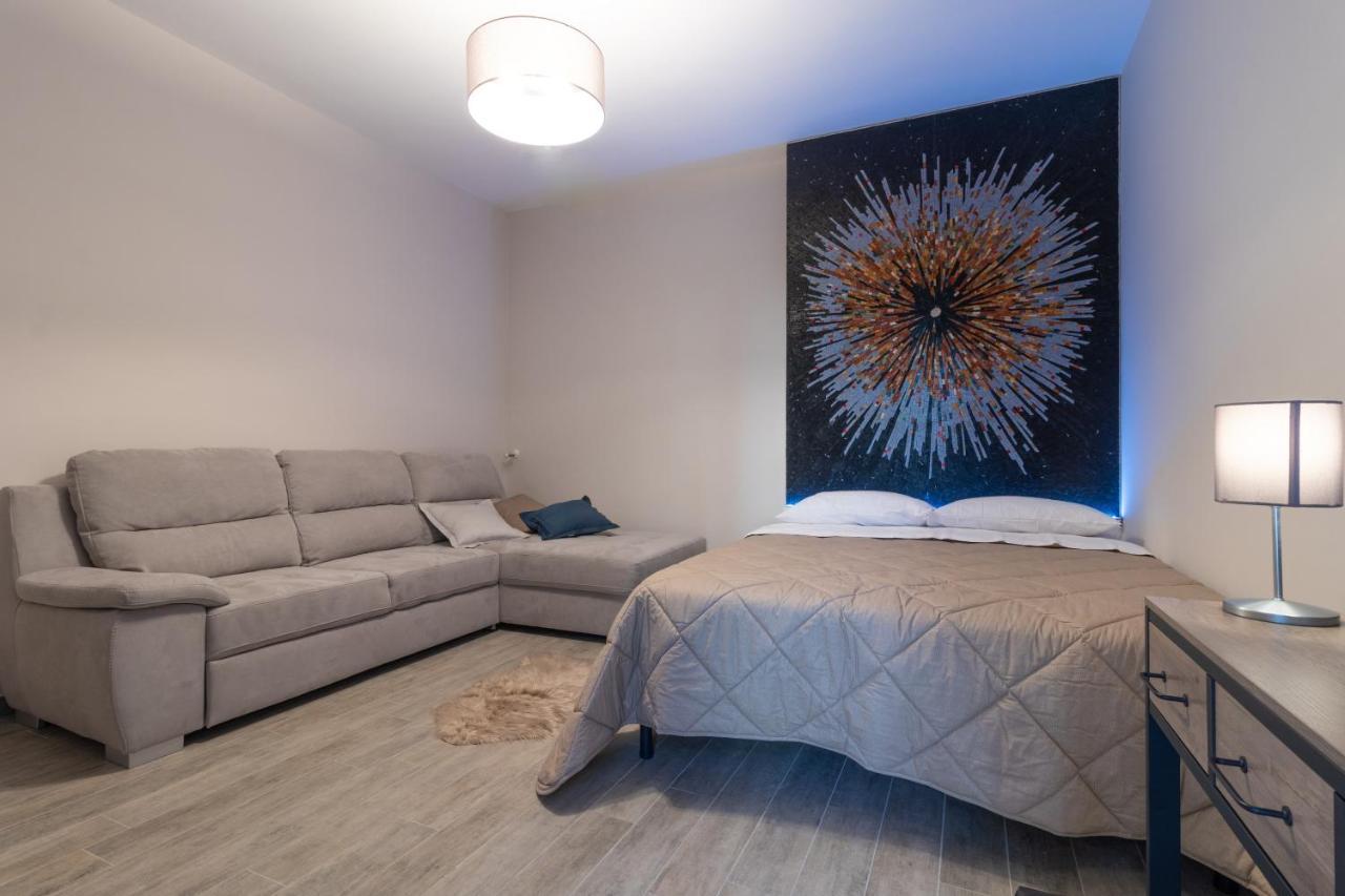 V B M Apartment Bari Buitenkant foto